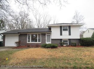 2808 Tulane Dr, Lansing, MI