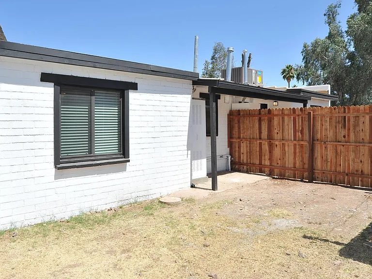3841 N Park Ave #C — Photo 23