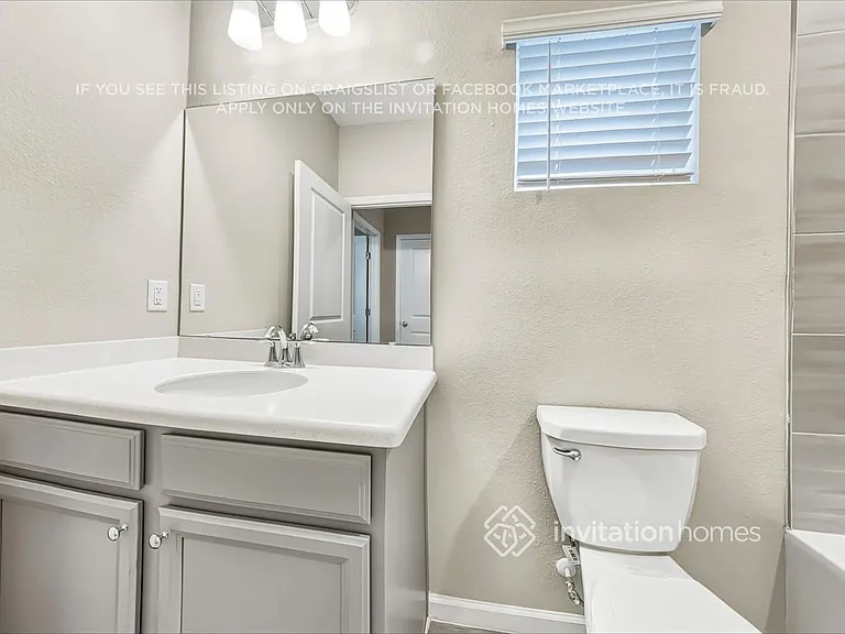 9835 Lemon Grass Ln — Photo 17