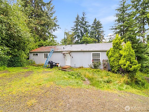 3rd image of 16615 36th Street Ct E