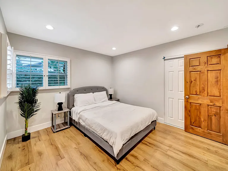 22826 Dolorosa St — Photo 45
