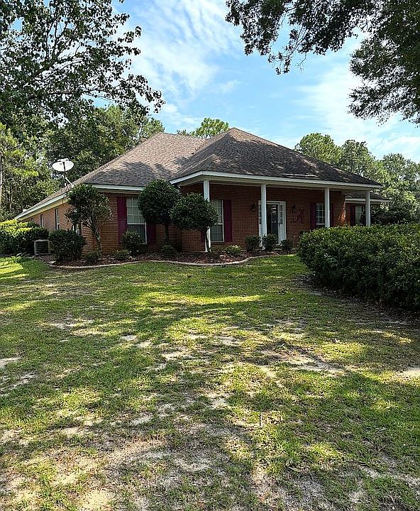 1st image of 31180 Wakefield Dr