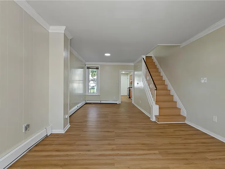 2307 S 5th St — Photo 9
