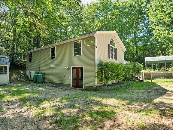 4th image of 51 Meredith Lane