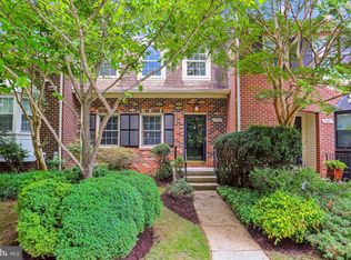 7539 Heatherton Ln, Potomac, MD 20854