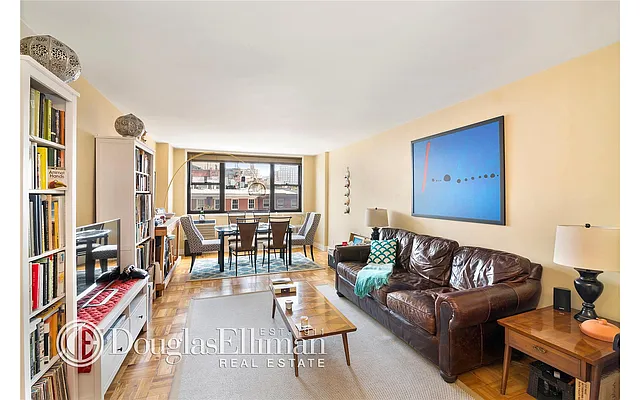 Rented by Douglas Elliman | media 15