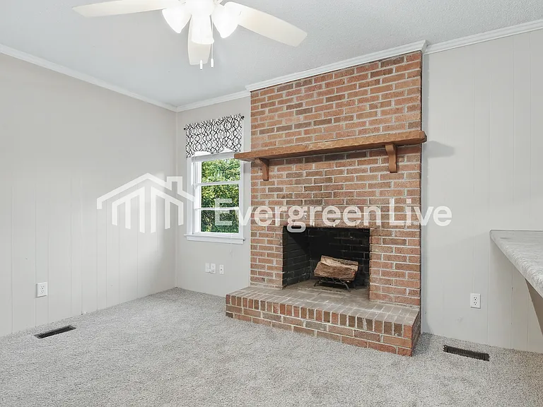 201 Harmon Hill Ct — Photo 2