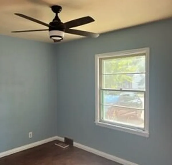 803 Maple St — Photo 7