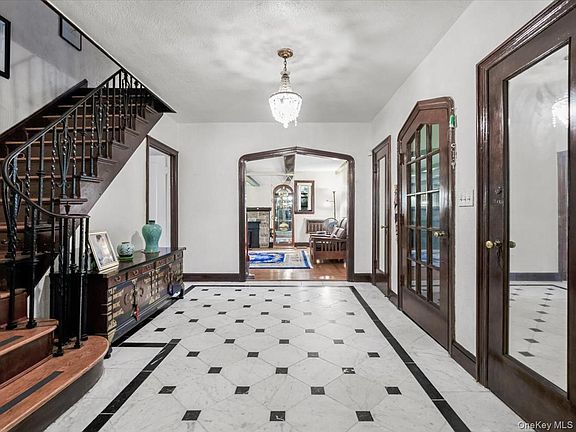 3rd image of 3533 171st Street