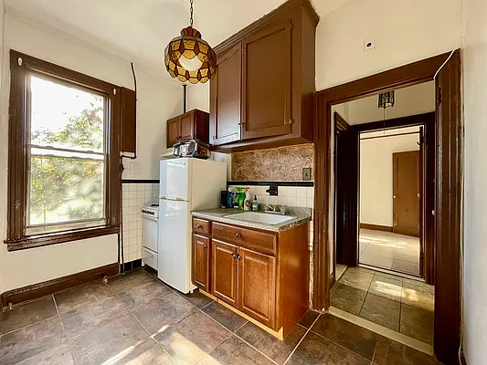 Rented by Oxford Property Group | media 33