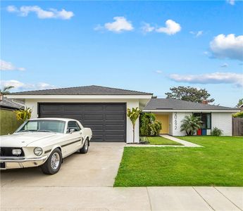 20692 Kelvin Ln, Huntington Beach, CA, 92646