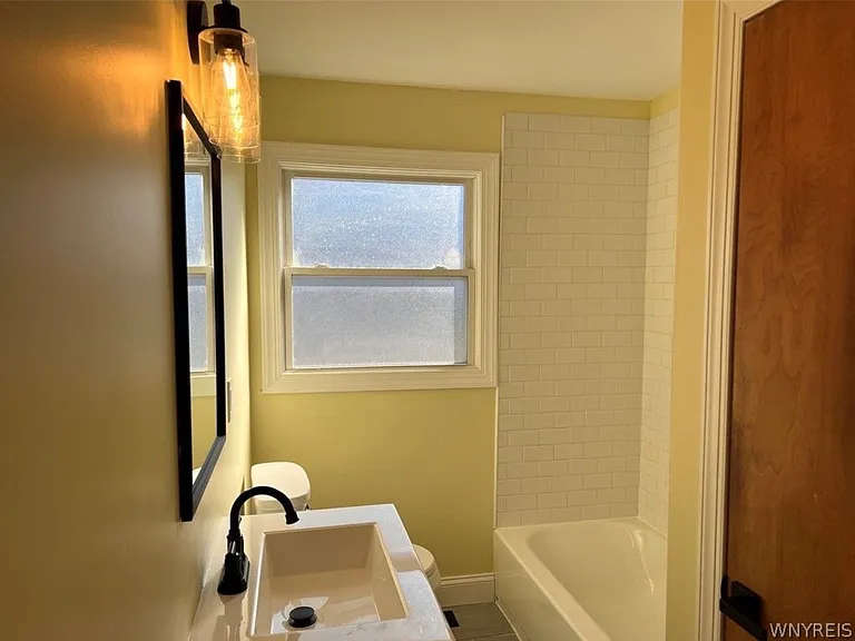 134 Colby St #1 — Photo 7