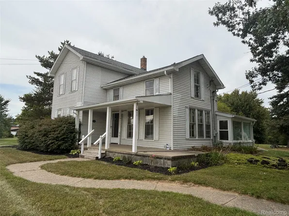 37840 Utica Rd, Sterling Heights, MI 48312