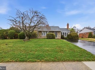 110 S New Ardmore Ave, Broomall, PA 19008