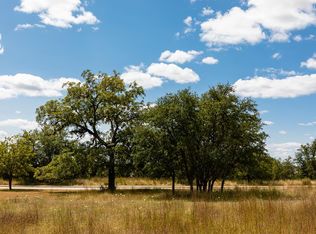 1016 E Cielo Dr, Kerrville, TX 78028