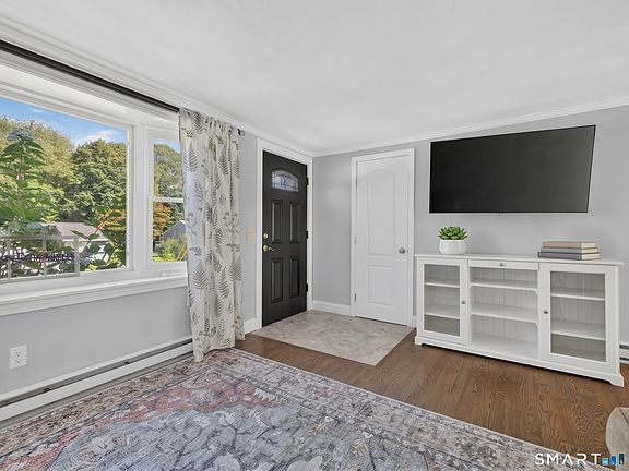 3rd image of 28 Martin Court