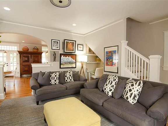 5th image of 1145 1st St NE
