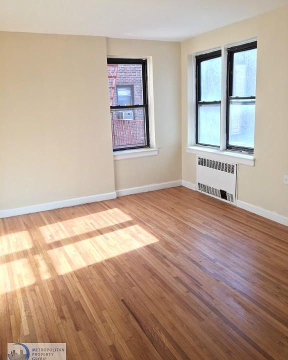 1st image of 14350 Hoover Ave APT 211