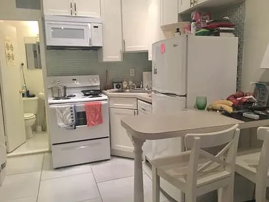 Rented by Jeffrey Mosczyc, LREB | media 9