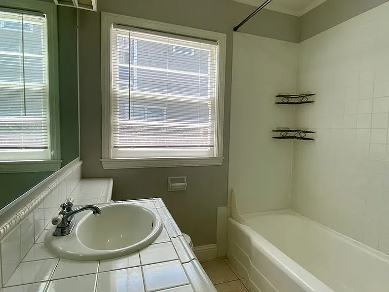260 Colorado Ave — Photo 9