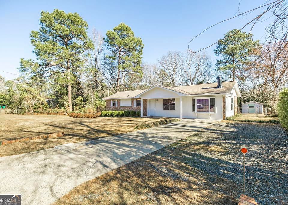 1st image of 128 Elaine Dr