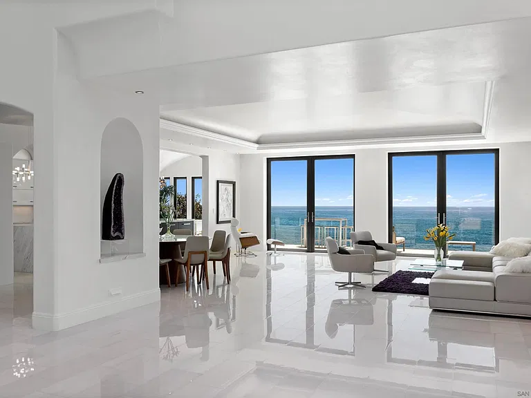 5850 Camino De La Costa — Photo 17