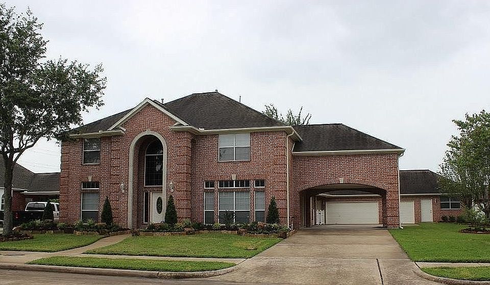 1st image of 2306 E Reata Dr