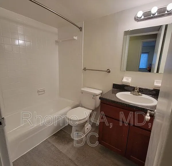 8830 Piney Branch Rd #403 — Photo 11