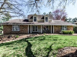 15680 Dresden Lake Ct, Chesterfield, MO