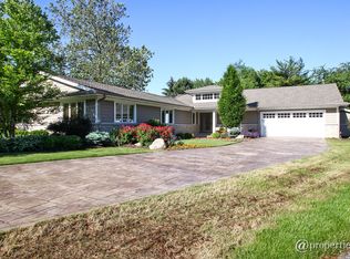 2876 Fredric Ct, Northbrook, IL 60062