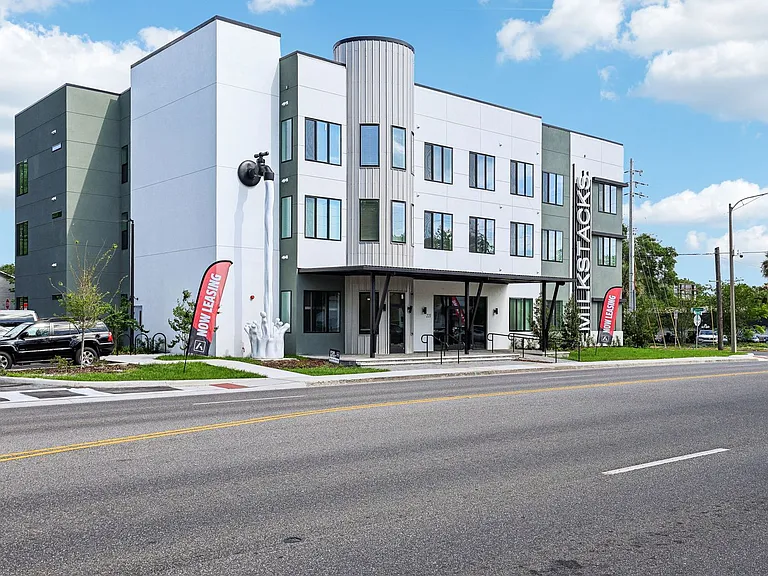 The Milk Stacks: Boutique Luxury Living in Downtown Orlando's Milk District — Photo 23