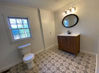 920 S Old Sevierville Pike, Seymour, TN 37865