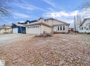 92 Dufferin St, Saint Albert, AB T8N 5R7
