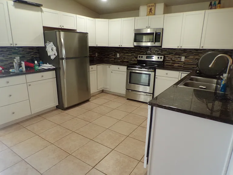 759 N Sunrise Dr — Photo 7