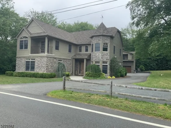 210 Boonton Ave, Kinnelon Boro, NJ 07405