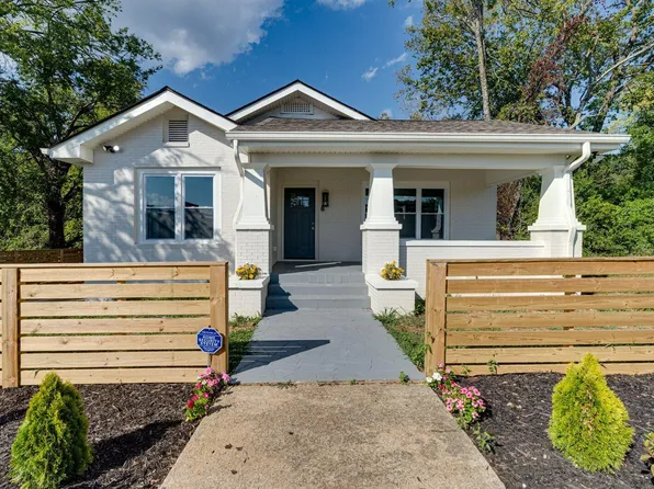 2611 McCallie Ave, Chattanooga, TN 37404