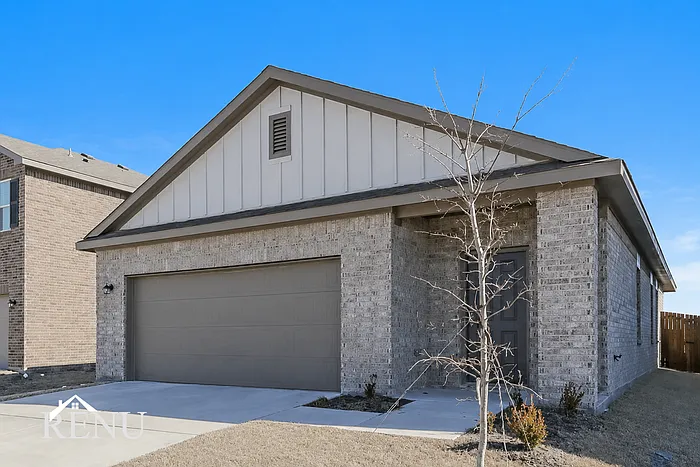 6124 Harrah Ln — Photo 2