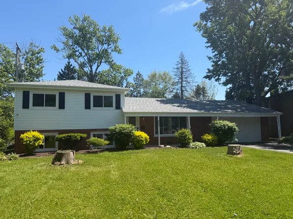 1339 Heather Rd, Homewood, IL 60430