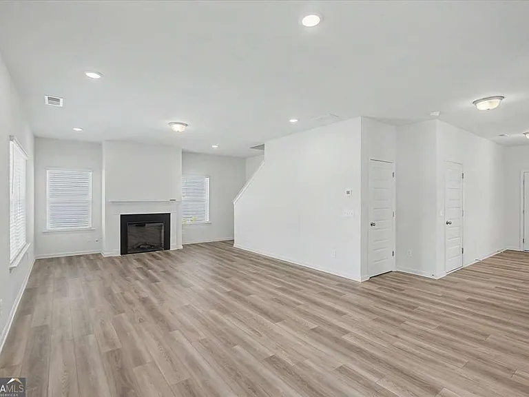 59 Bennett Way SE — Photo 9