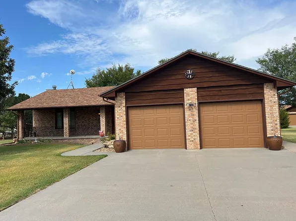 3815 N Bluestem Dr, Garden City, KS 67846