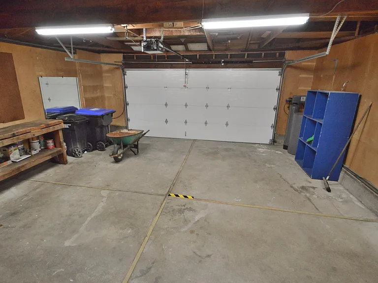 7275 Valley Trails Dr — Photo 22