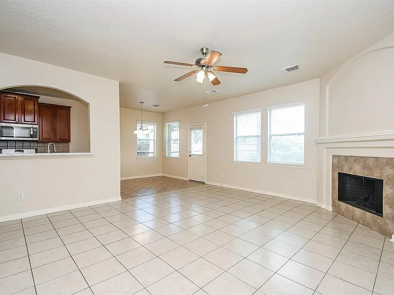 13111 Rippling Creek Ln — Photo 30