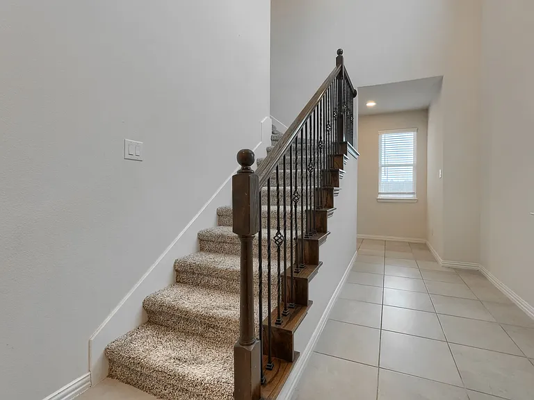 237 Teakwood Dr — Photo 12