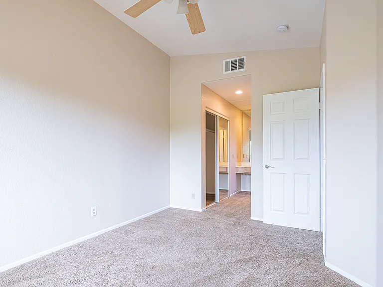 450 Tava Ln — Photo 23