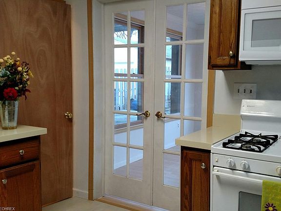 3rd image of 4812 Behrwald Ave