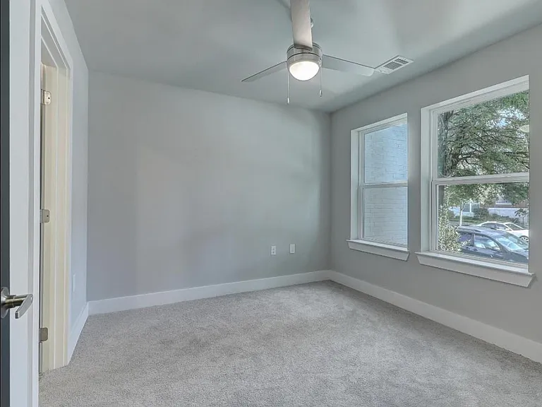 3316 Santee St — Photo 7