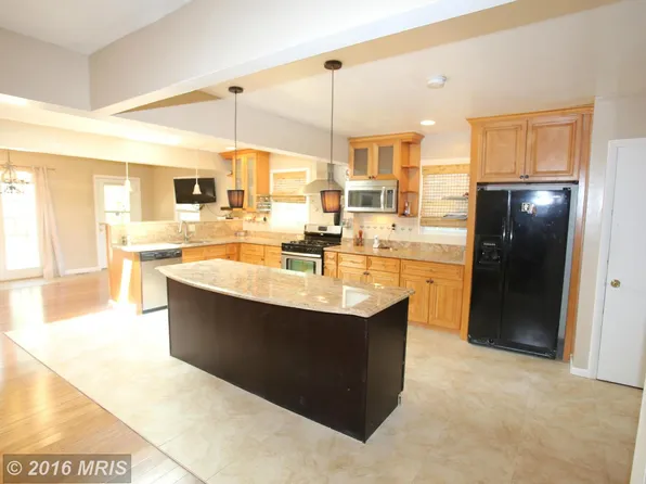 5714 Nevada St, College Park, MD 20740