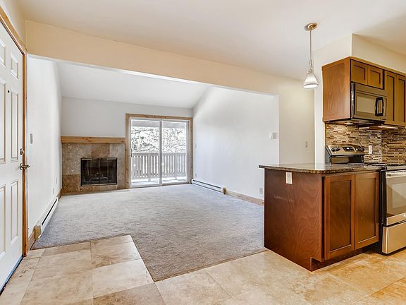2nd image of 998 W Beaver Creek Blvd #204