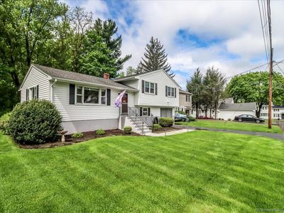 22 Fairview Lane, Naugatuck, CT, 06770