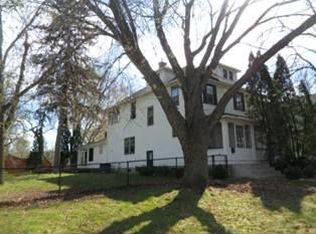 421 Pine St W, Stillwater, MN 55082